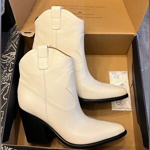 Marco Fisher Women's Ivory Western Ankle Booties